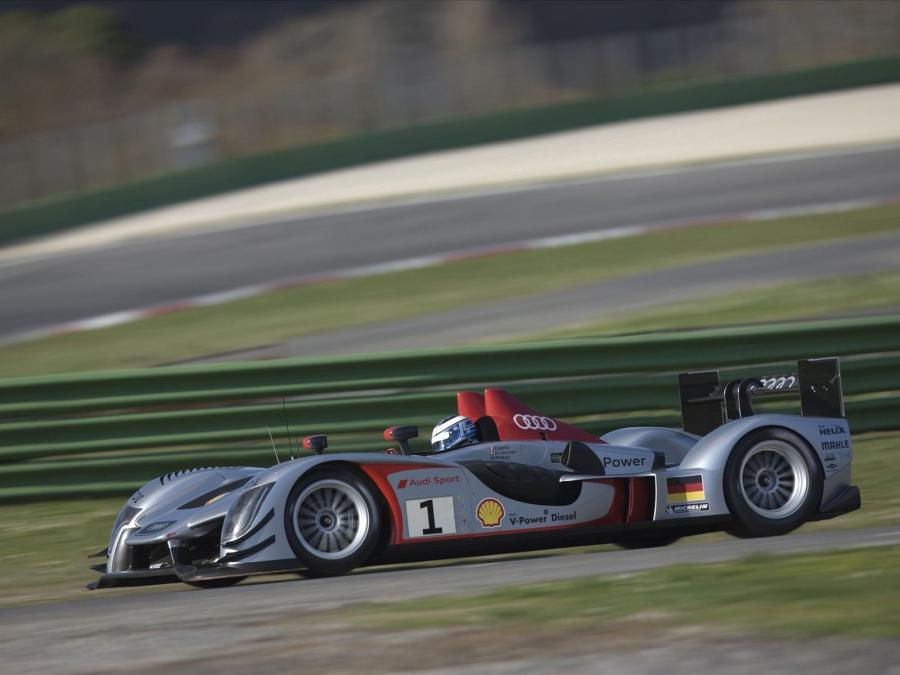  Audi R15 TDI 2009 года  (фото 26 из 78)